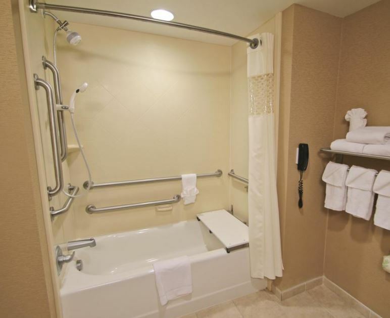 Hampton Inn Hampton-Newport News Buitenkant foto